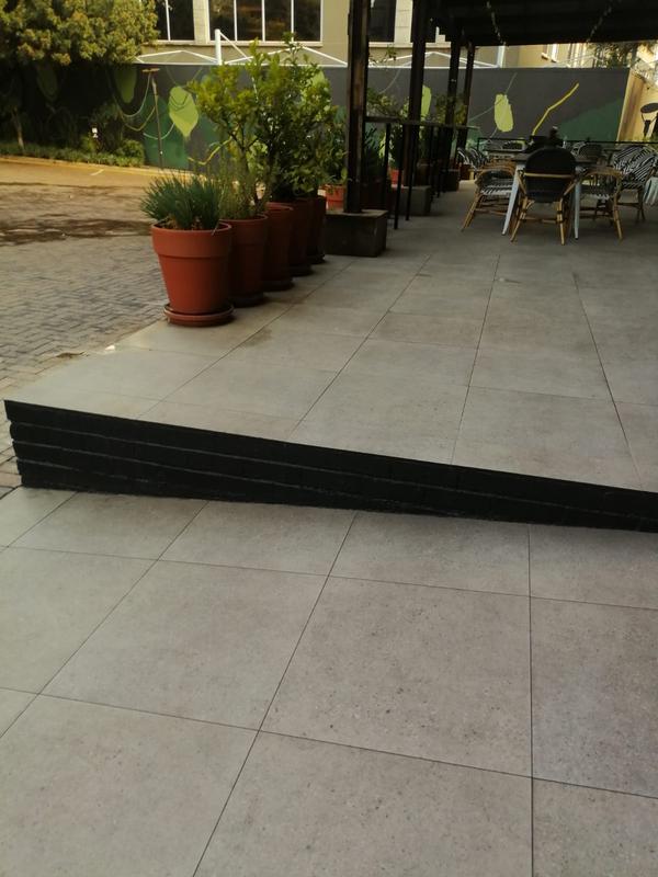 1 Bedroom Property for Sale in Benmore Gardens Gauteng