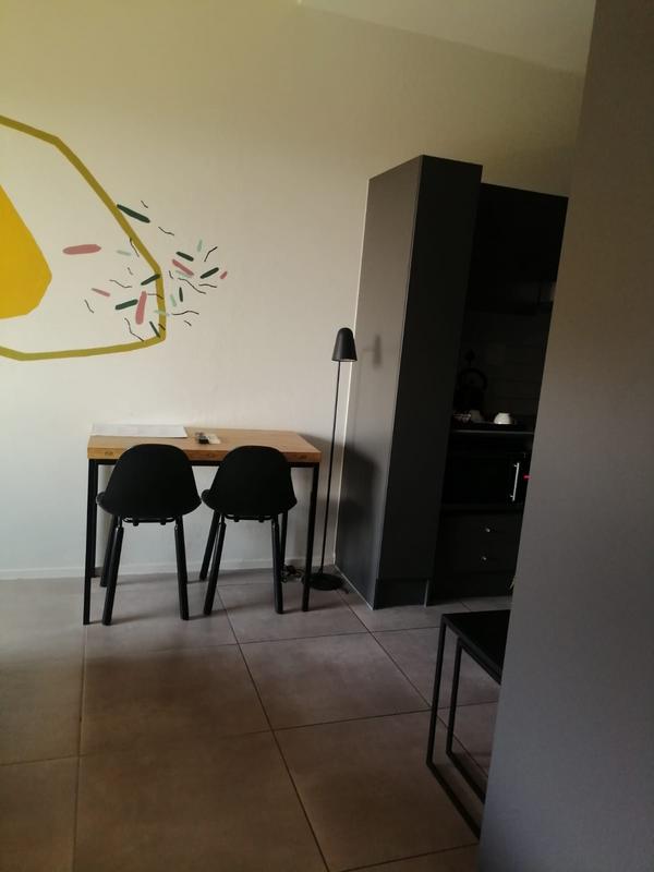 1 Bedroom Property for Sale in Benmore Gardens Gauteng