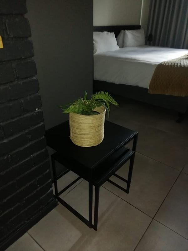 1 Bedroom Property for Sale in Benmore Gardens Gauteng