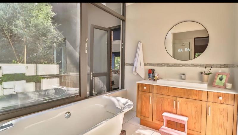 4 Bedroom Property for Sale in Bryanston Gauteng