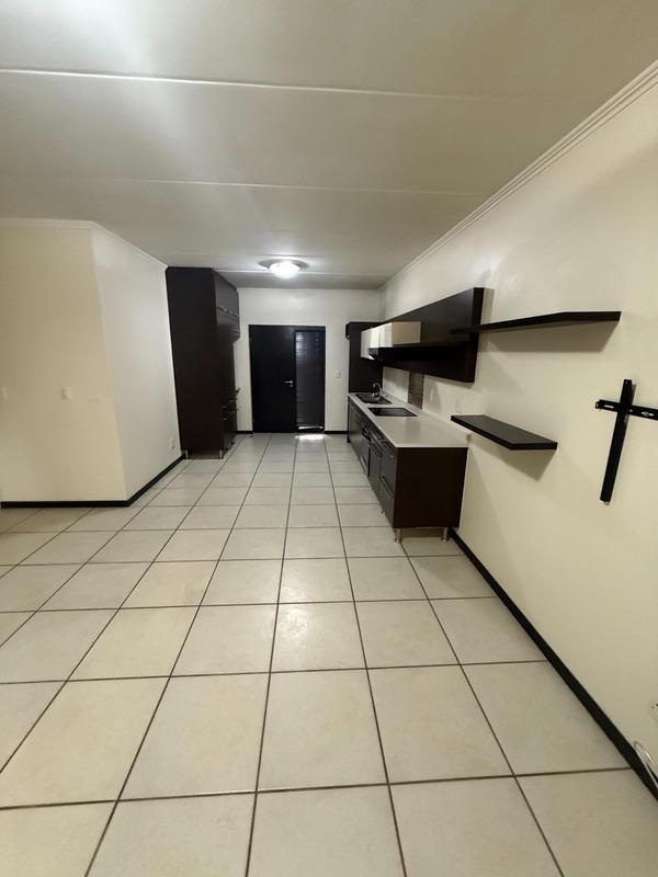2 Bedroom Property for Sale in Fourways Gauteng