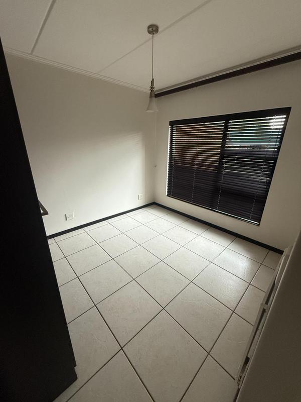 2 Bedroom Property for Sale in Fourways Gauteng