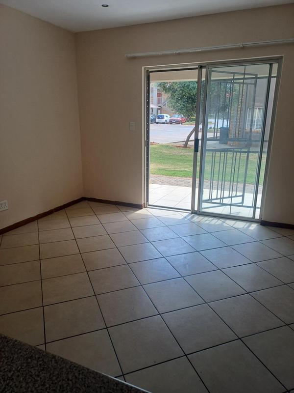 To Let 2 Bedroom Property for Rent in Stone Ridge Gauteng