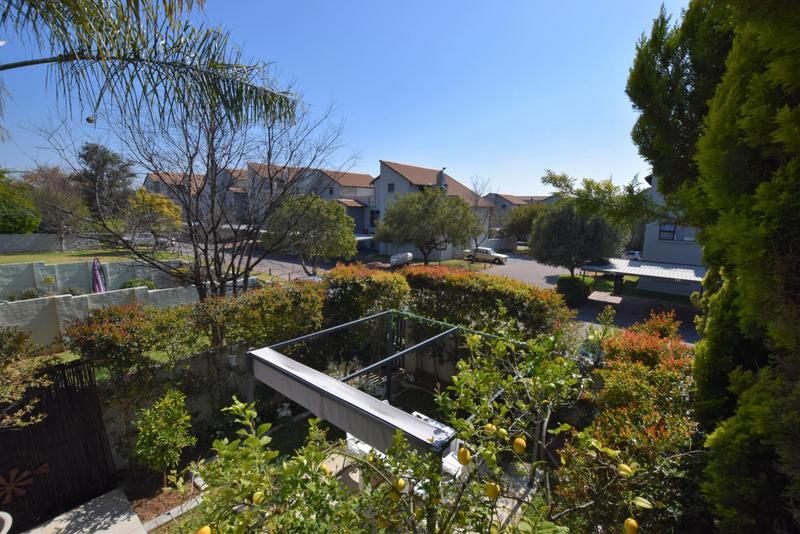 To Let 2 Bedroom Property for Rent in Paulshof Gauteng