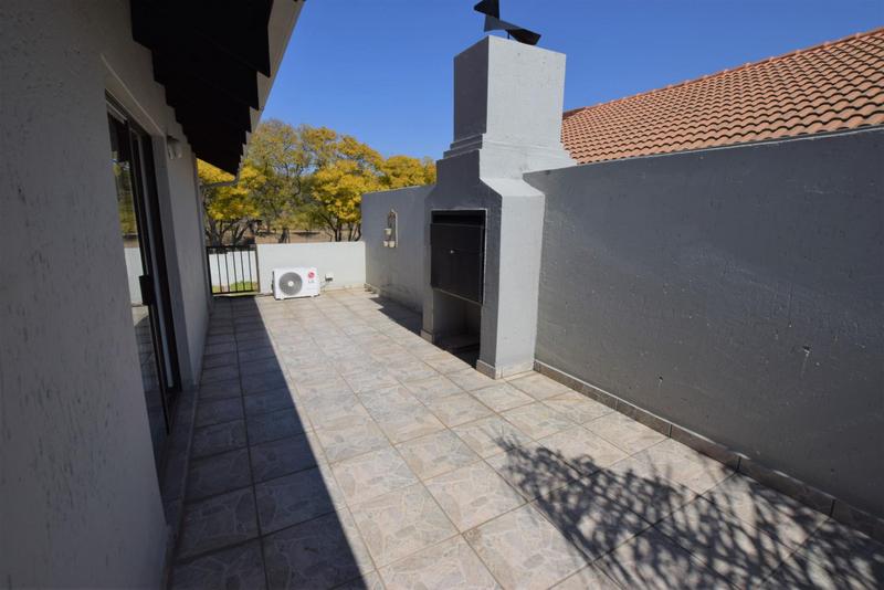 To Let 2 Bedroom Property for Rent in Paulshof Gauteng