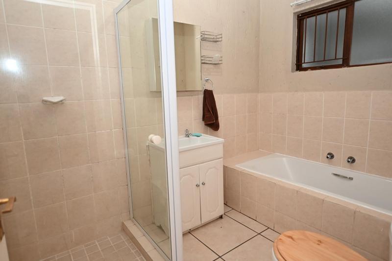 1 Bedroom Property for Sale in Paulshof Gauteng