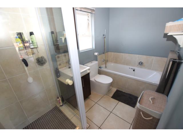 1 Bedroom Property for Sale in Paulshof Gauteng
