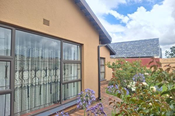 7 Bedroom Property for Sale in Diepkloof Gauteng