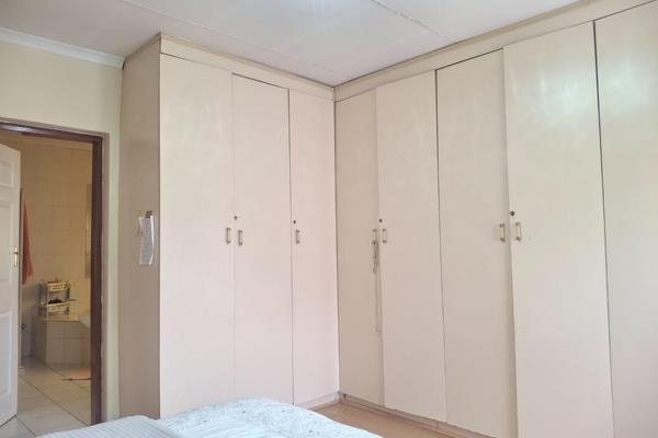 7 Bedroom Property for Sale in Diepkloof Gauteng