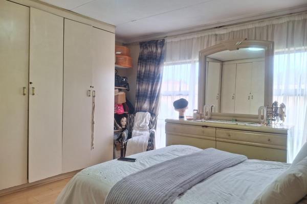 7 Bedroom Property for Sale in Diepkloof Gauteng