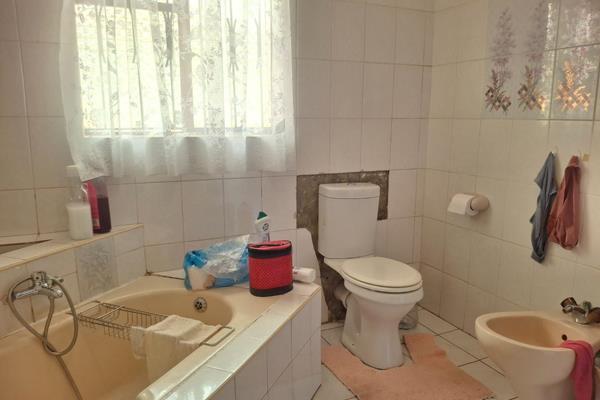 7 Bedroom Property for Sale in Diepkloof Gauteng
