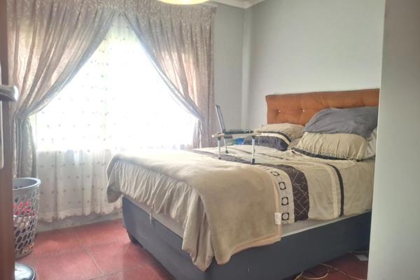 7 Bedroom Property for Sale in Diepkloof Gauteng