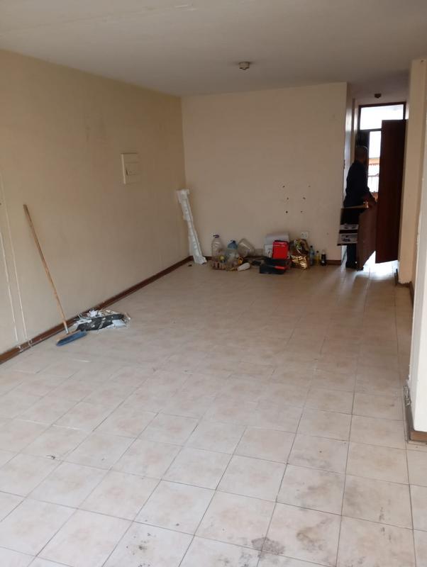 1 Bedroom Property for Sale in Sunnyside Gauteng