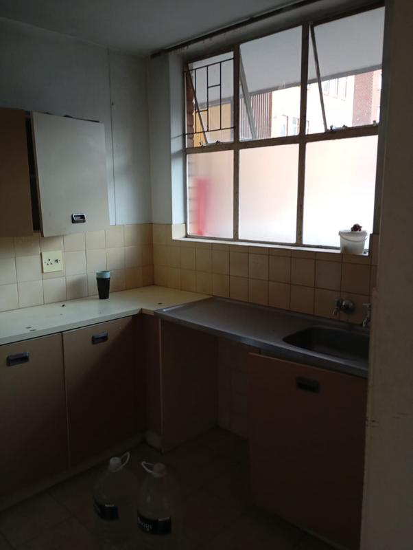 1 Bedroom Property for Sale in Sunnyside Gauteng