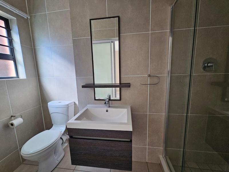 To Let 3 Bedroom Property for Rent in Olivedale Gauteng