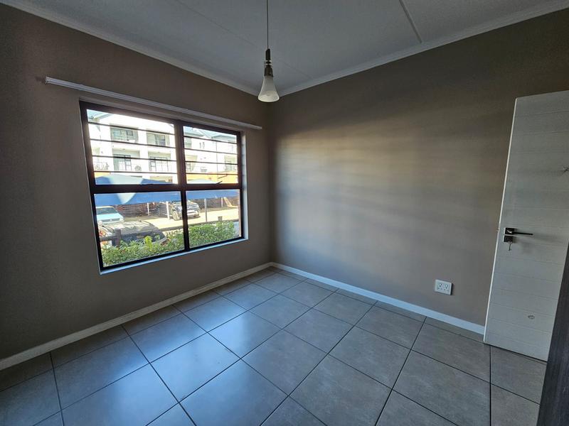To Let 3 Bedroom Property for Rent in Olivedale Gauteng