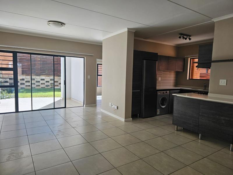 To Let 3 Bedroom Property for Rent in Olivedale Gauteng