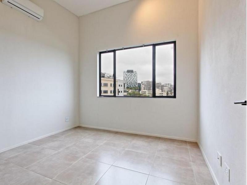 1 Bedroom Property for Sale in Sandton Central Gauteng
