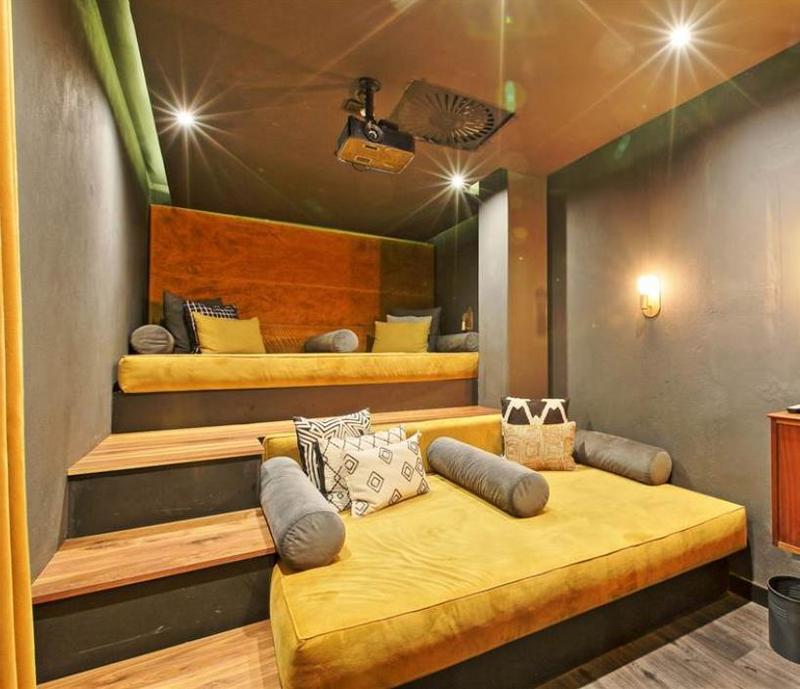 1 Bedroom Property for Sale in Sandton Central Gauteng