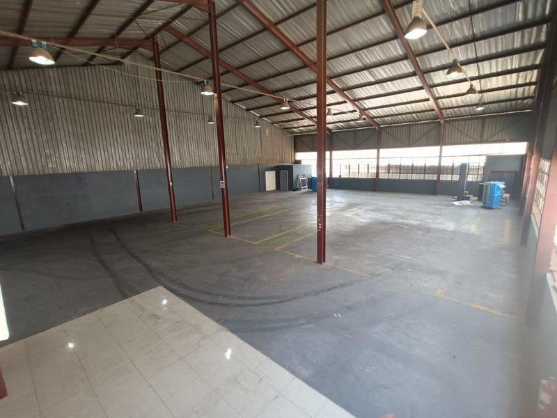 To Let Commercial Property for Rent in Robertville Gauteng
