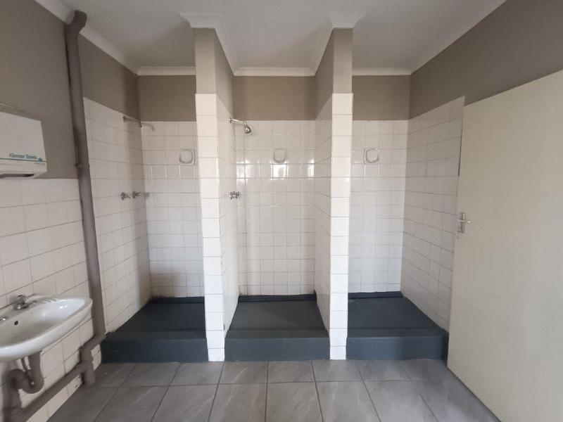 To Let Commercial Property for Rent in Robertville Gauteng