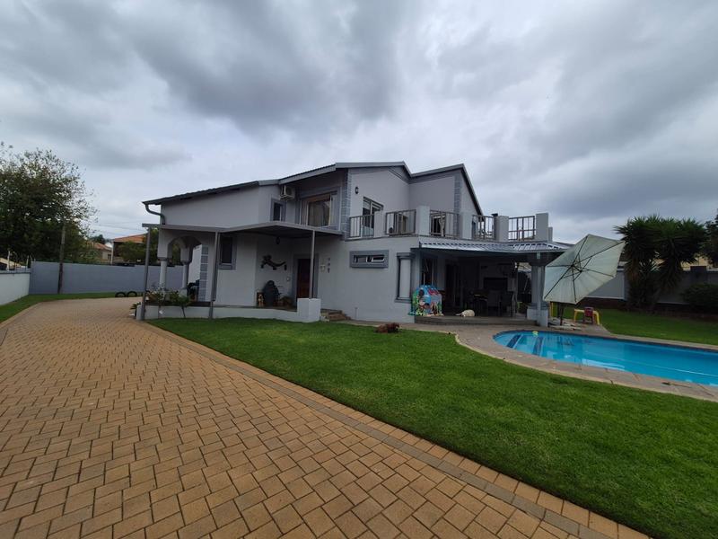 4 Bedroom Property for Sale in Highveld Gauteng