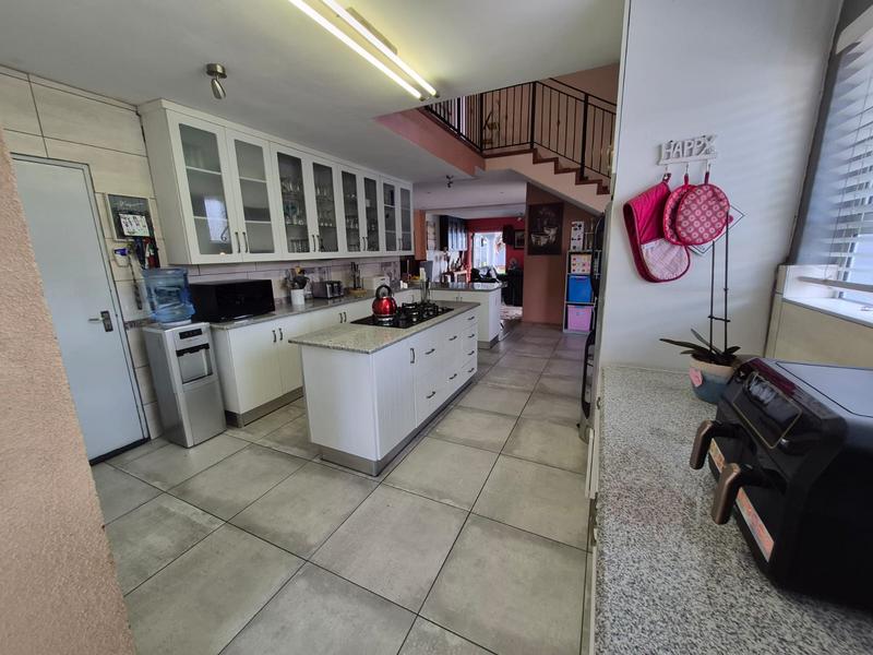 4 Bedroom Property for Sale in Highveld Gauteng