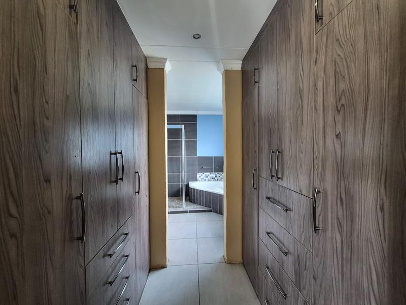 4 Bedroom Property for Sale in Highveld Gauteng