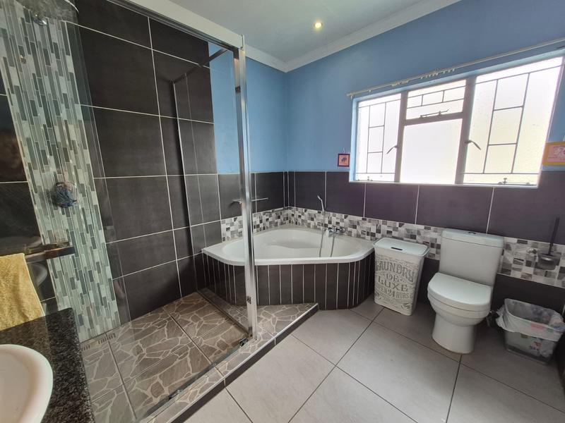 4 Bedroom Property for Sale in Highveld Gauteng