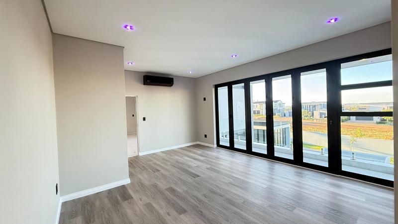 5 Bedroom Property for Sale in Midstream Heights Gauteng