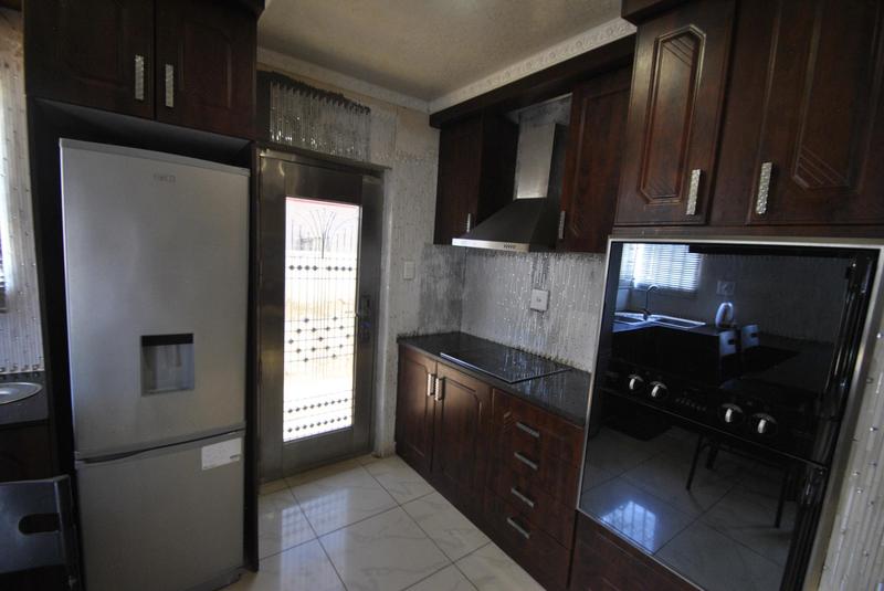 3 Bedroom Property for Sale in Dawn Park Gauteng