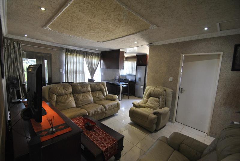 3 Bedroom Property for Sale in Dawn Park Gauteng