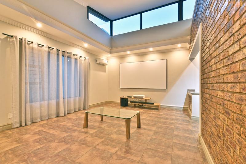 5 Bedroom Property for Sale in Meyersdal Eco Estate Gauteng