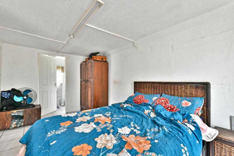 4 Bedroom Property for Sale in General Albertspark Gauteng