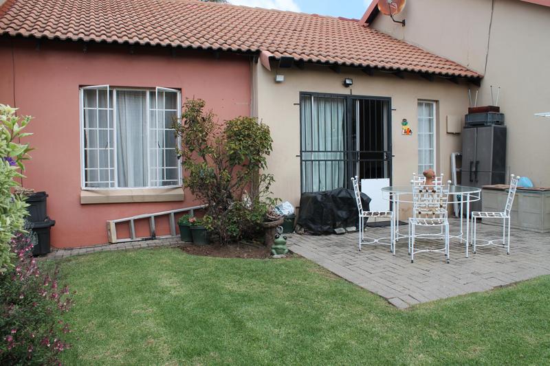 2 Bedroom Property for Sale in Illiondale Gauteng