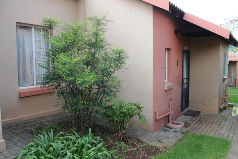 2 Bedroom Property for Sale in Illiondale Gauteng