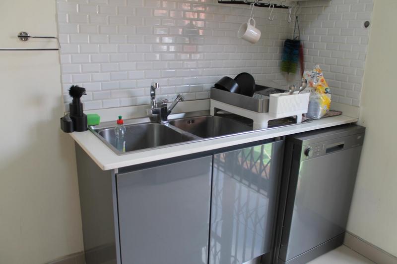 3 Bedroom Property for Sale in Buurendal Gauteng