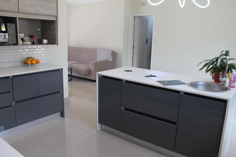 3 Bedroom Property for Sale in Buurendal Gauteng