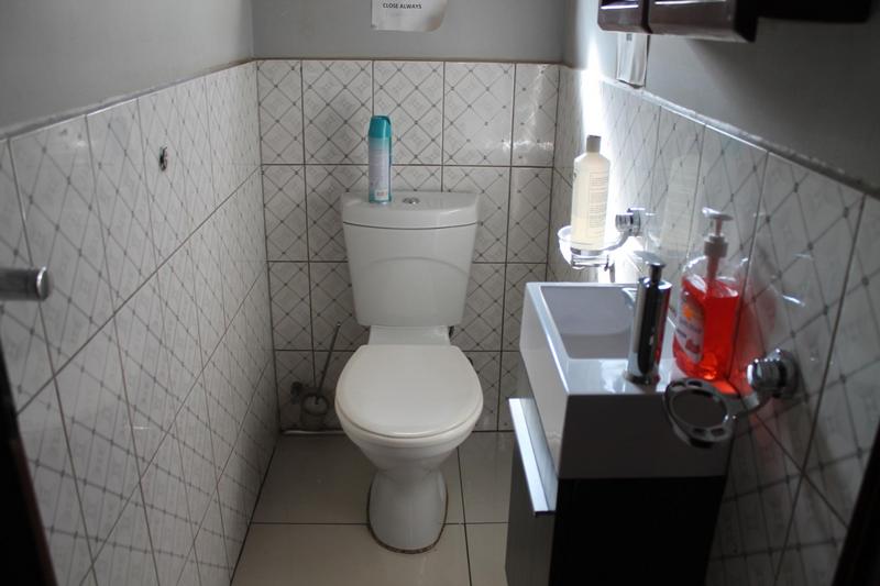 3 Bedroom Property for Sale in Bezuidenhout Valley Gauteng