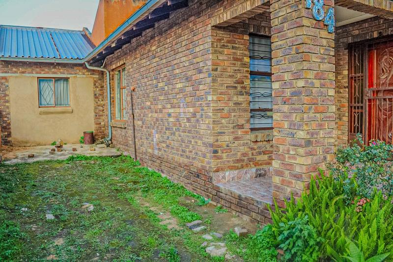 3 Bedroom Property for Sale in Tembisa Gauteng