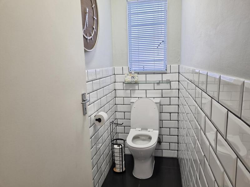 To Let 3 Bedroom Property for Rent in Radiokop Gauteng