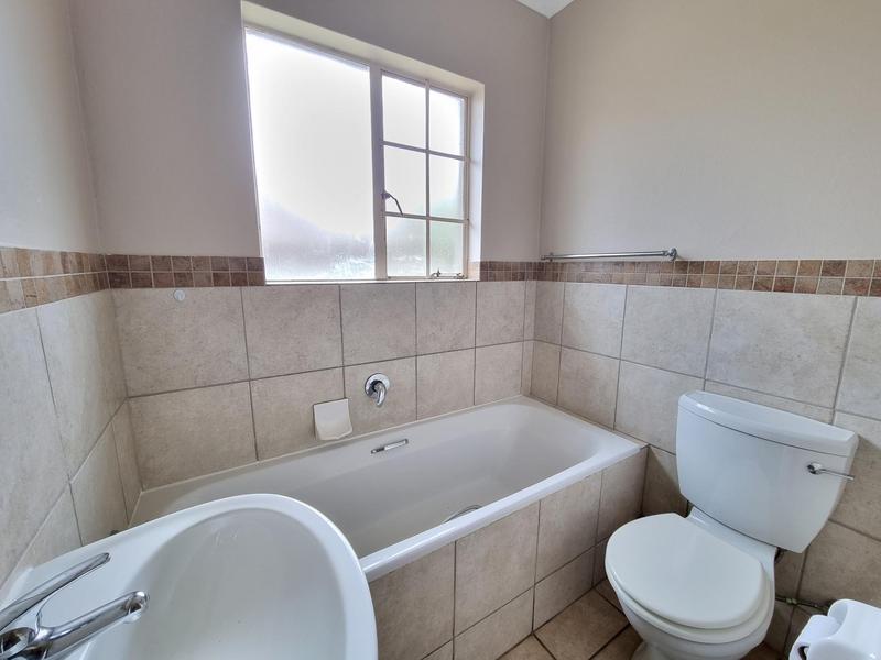 2 Bedroom Property for Sale in Ruimsig Gauteng