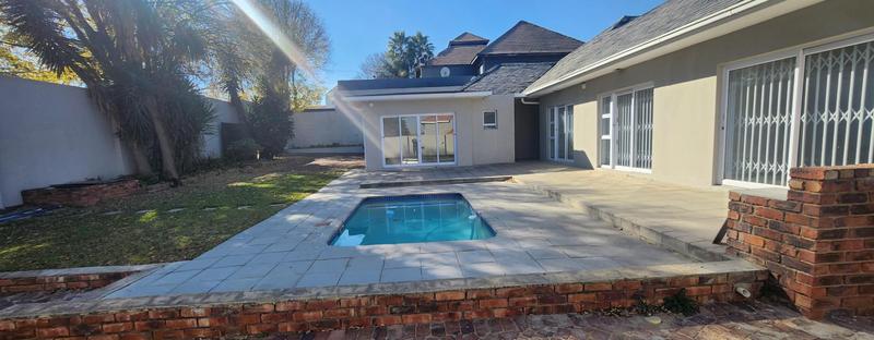 To Let 3 Bedroom Property for Rent in Highlands North Gauteng