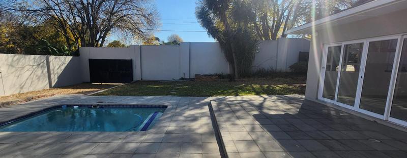 To Let 3 Bedroom Property for Rent in Highlands North Gauteng