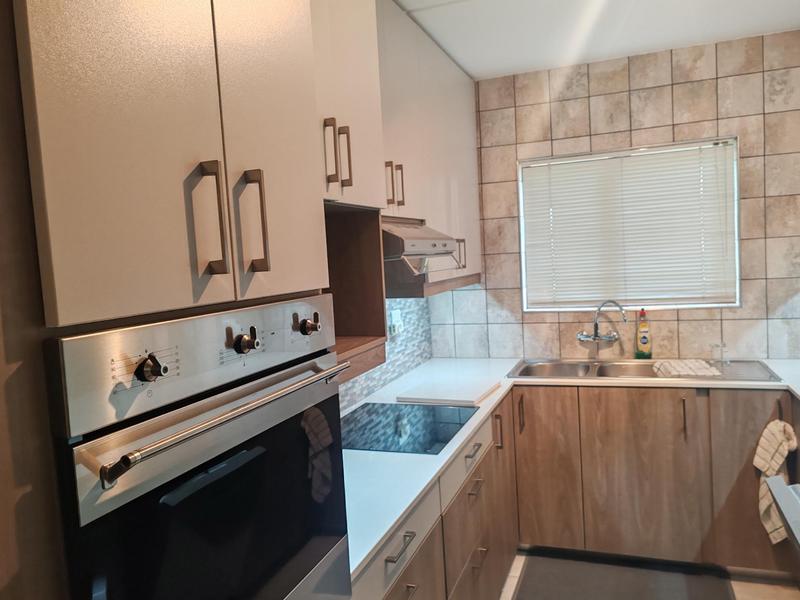 2 Bedroom Property for Sale in Bedfordview Gauteng