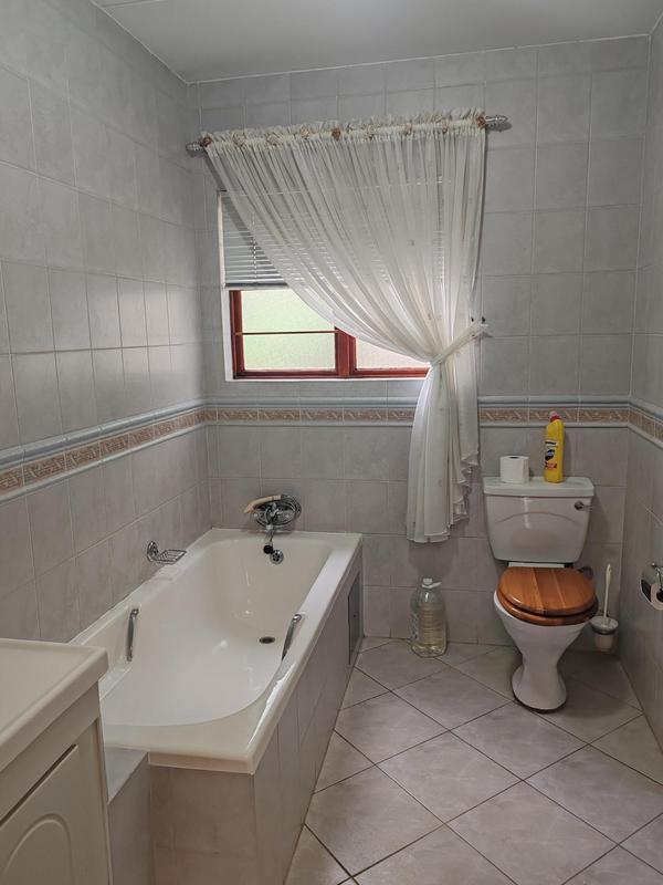 2 Bedroom Property for Sale in Bedfordview Gauteng