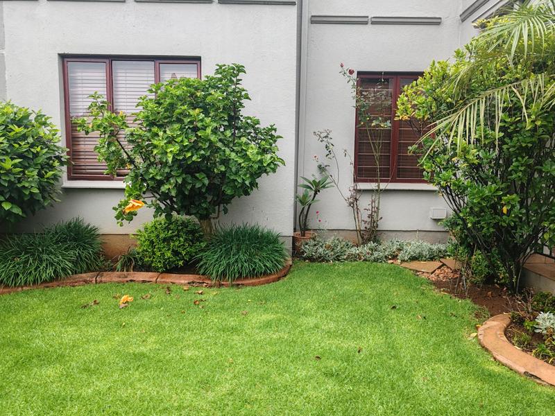 2 Bedroom Property for Sale in Bedfordview Gauteng
