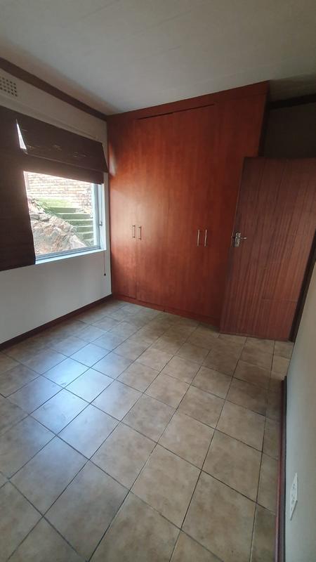 To Let 2 Bedroom Property for Rent in Kensington Gauteng