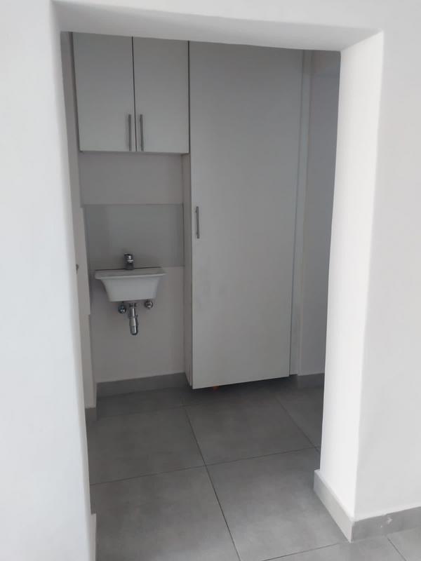 To Let 1 Bedroom Property for Rent in Comet Gauteng