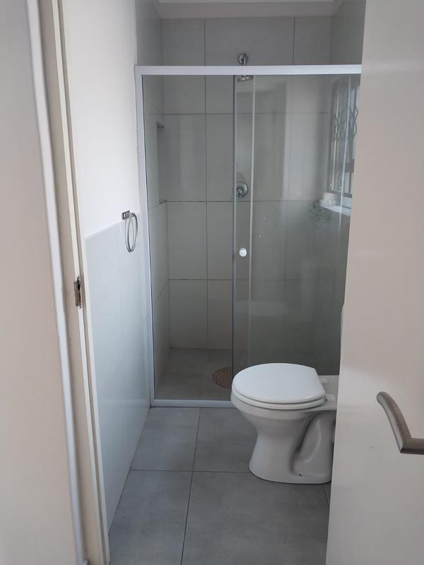 To Let 1 Bedroom Property for Rent in Comet Gauteng